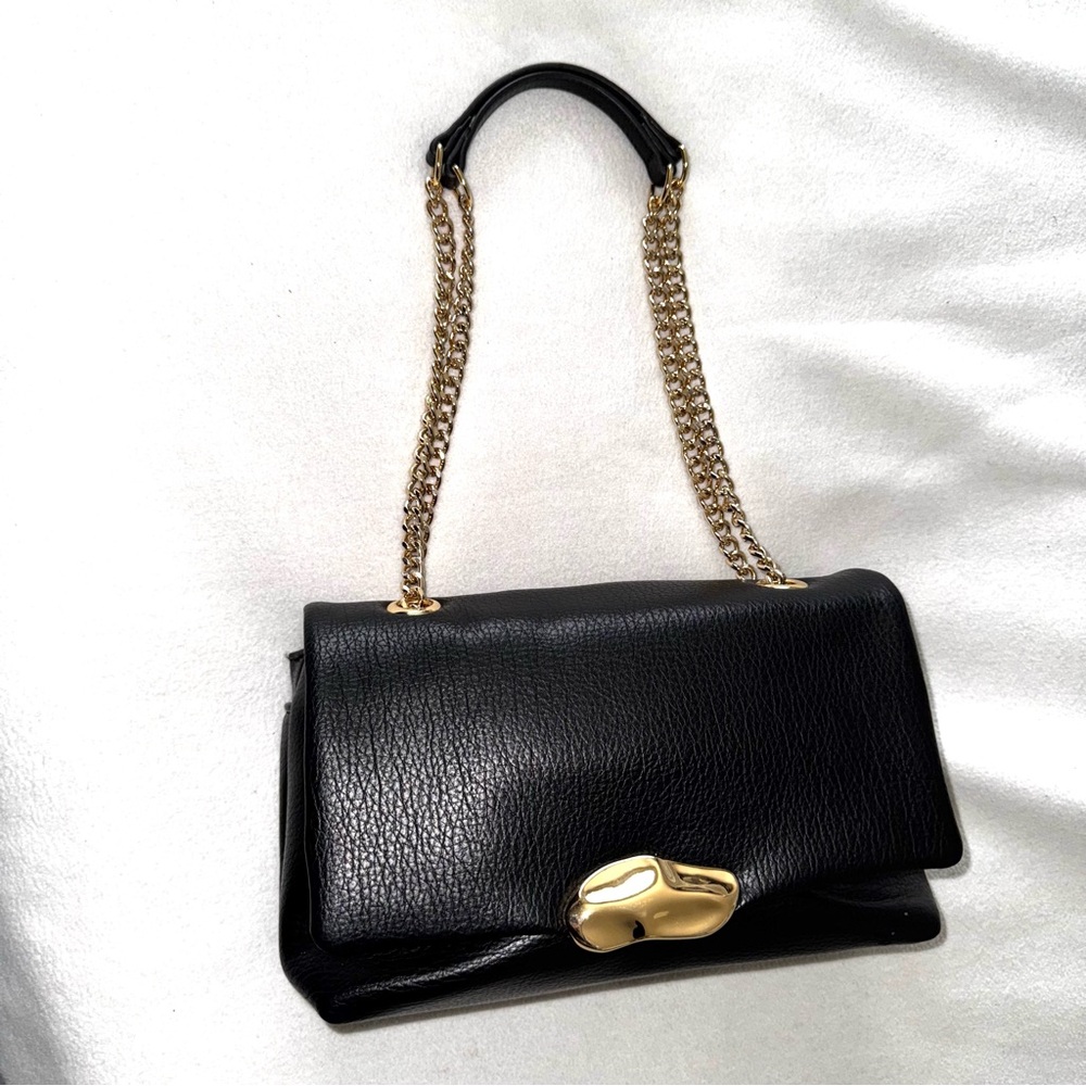 NEW! INC INTERNATIONAL CONCEPTS Black Ajae Flap Sculpt Shoulder Bag NWT! - Picture 7 of 14